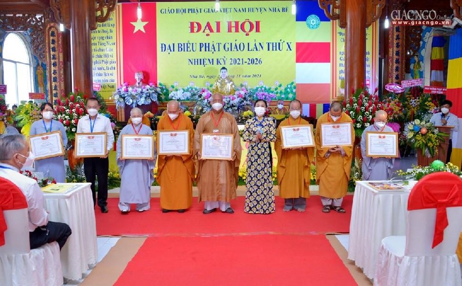 Có 9 cá nhân và 2 tập thể nhận bằng khen của Ủy ban MTTQVN TP.HCM