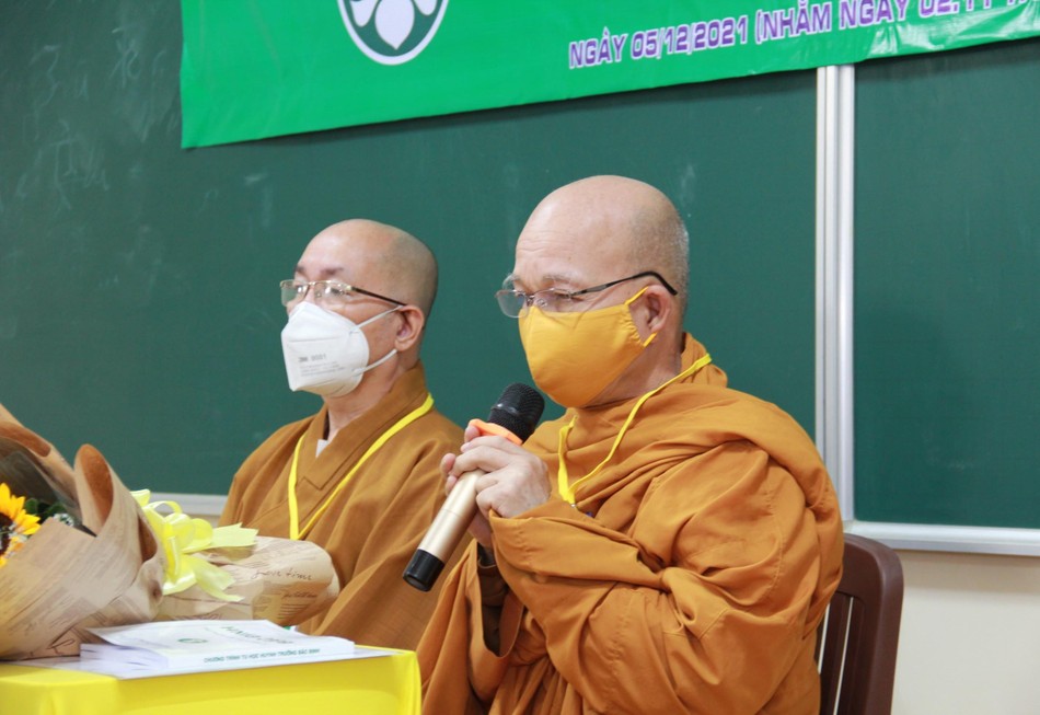 Thượng tọa Thích Minh Thành ban đạo từ - Ảnh: Bá Nam Thượng tọa Thích Minh Thành ban đạo từ - Ảnh: Bá Nam