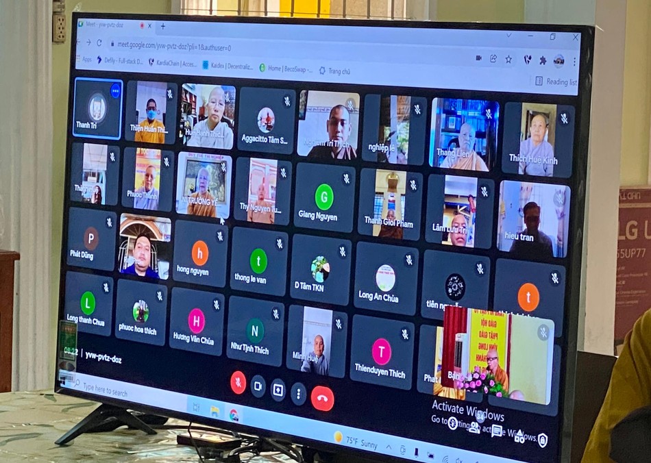 Chư tôn đức các huyện, thị, thành phố tham dự hội nghị trực tuyến - Ảnh: Ban TT-TT Phật giáo tỉnh Vĩnh Long Chư tôn đức các huyện, thị, thành phố tham dự hội nghị trực tuyến - Ảnh: Ban TT-TT Phật giáo tỉnh Vĩnh Long