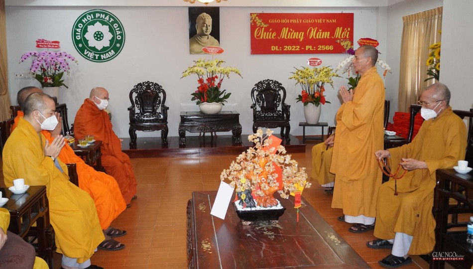 Tại Văn Phòng 2 Trung ương Giáo hội