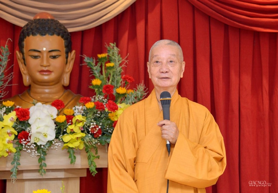 Trưởng lão Hòa thượng Thích Trí Quảng huấn thị đầu năm