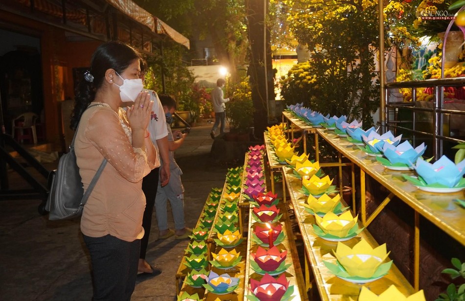 Cầu nguyện cho mọi người bình an Cầu nguyện cho mọi người bình an