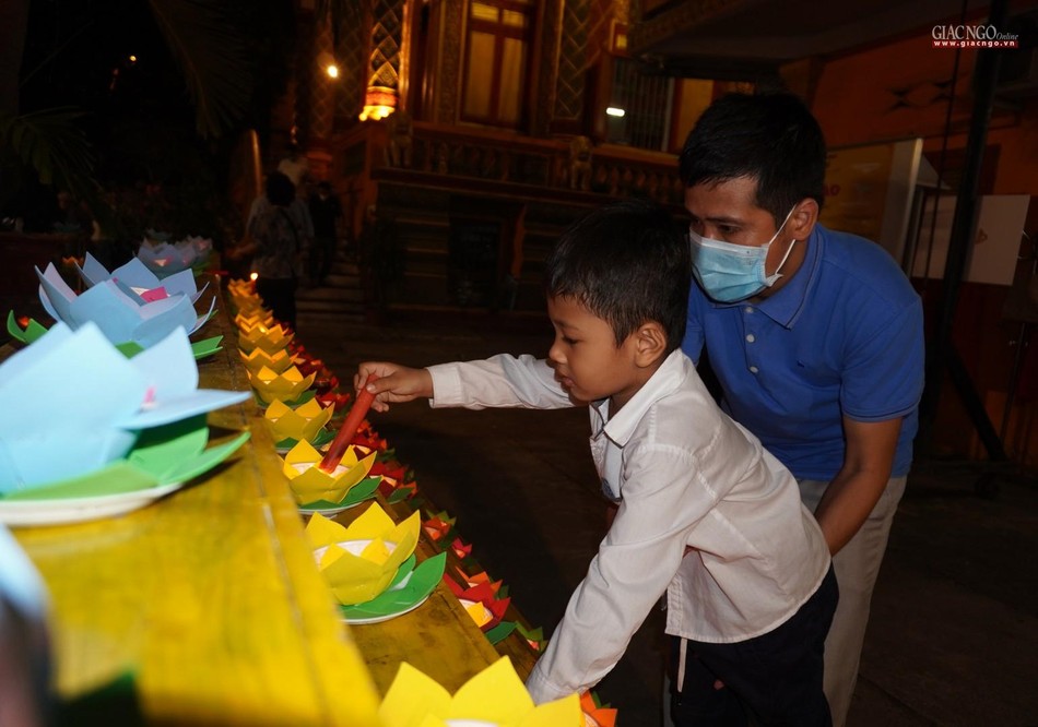 Nguyện Chư Phật gia hộ cho bệnh tật tiêu trừ Nguyện Chư Phật gia hộ cho bệnh tật tiêu trừ