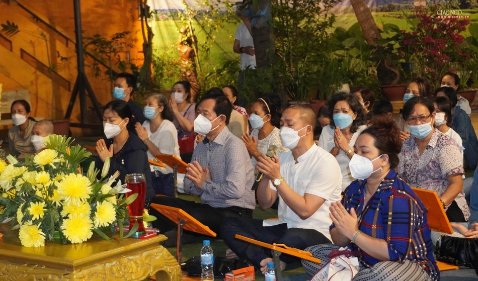 Thành tâm cung thỉnh Hòa thượng giảng pháp Thành tâm cung thỉnh Hòa thượng giảng pháp