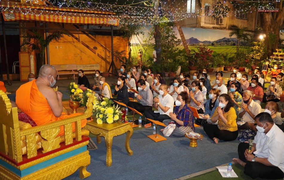 Phật tử tác bạch thỉnh Hòa thượng thuyết pháp Phật tử tác bạch thỉnh Hòa thượng thuyết pháp