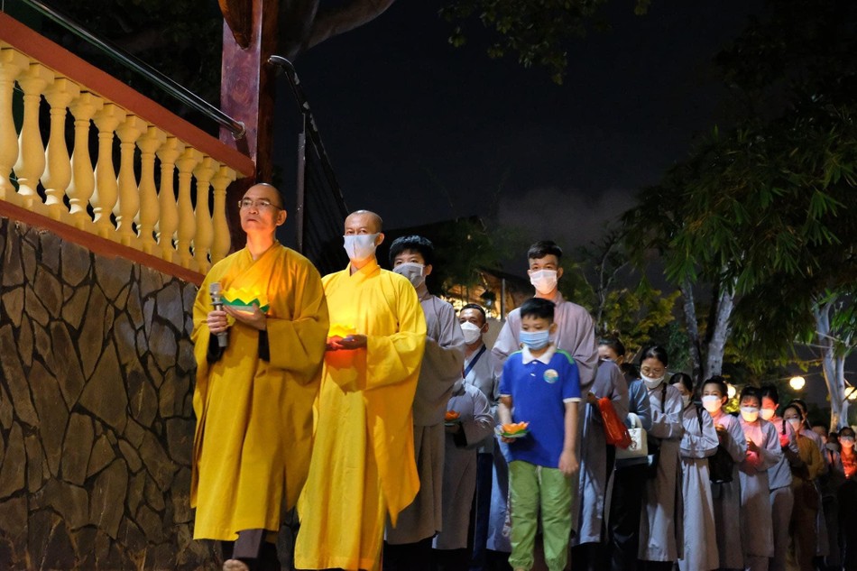 Thiền hành - Ảnh: C.An lạc Thiền hành - Ảnh: C.An lạc