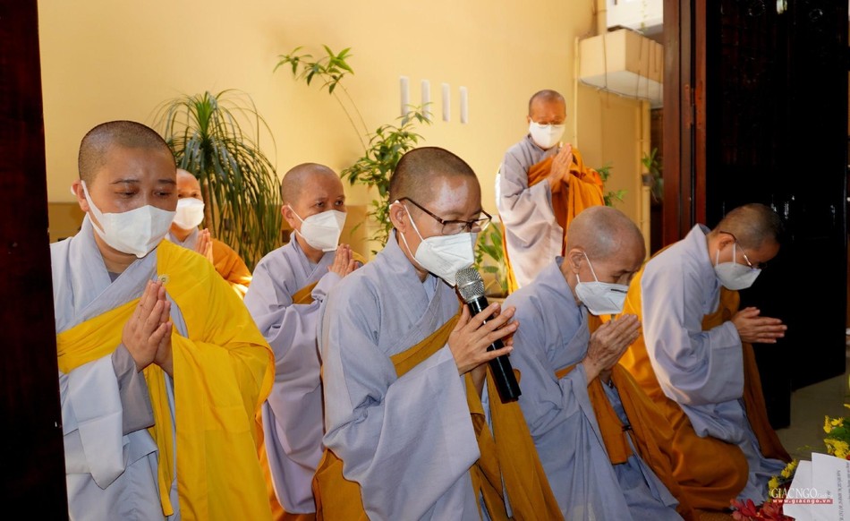 Môn đồ đệ tử tác bạch cúng dường trai Tăng tại Tổ đường Môn đồ đệ tử tác bạch cúng dường trai Tăng tại Tổ đường