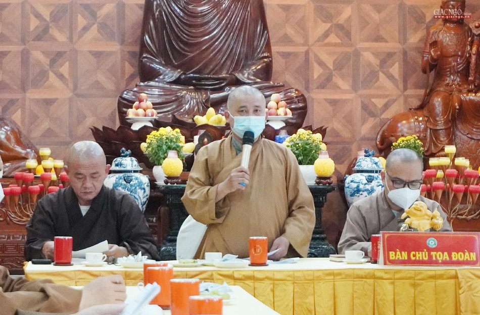 Thượng tọa Thích Nhuận Thuận, Phó ban Trị sự GHPGVN quận 3 thông qua danh sách đề nghị tấn phong giáo phẩm Tăng Ni Phật giáo quận Thượng tọa Thích Nhuận Thuận, Phó ban Trị sự GHPGVN quận 3 thông qua danh sách đề nghị tấn phong giáo phẩm Tăng Ni Phật giáo quận