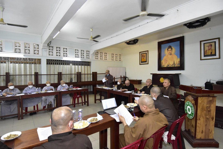 Thượng tọa Thích Quảng Chơn triển khai kế hoạch An cư kiết hạ - Ảnh: Thanh Phong Thượng tọa Thích Quảng Chơn triển khai kế hoạch An cư kiết hạ - Ảnh: Thanh Phong