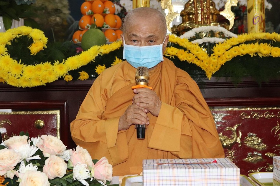 Ni trưởng Tố Liên ban đạo từ