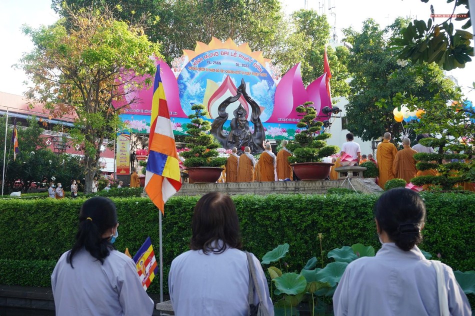 Đại lễ Phật đản Phật giáo quận 3 trang nghiêm diễn ra sáng 14-4-Nhâm Dần Đại lễ Phật đản Phật giáo quận 3 trang nghiêm diễn ra sáng 14-4-Nhâm Dần