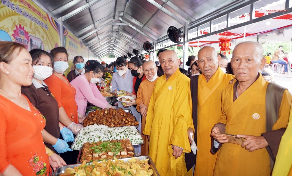 Tham quan các quẩy ẩm thực chay Tham quan các quẩy ẩm thực chay