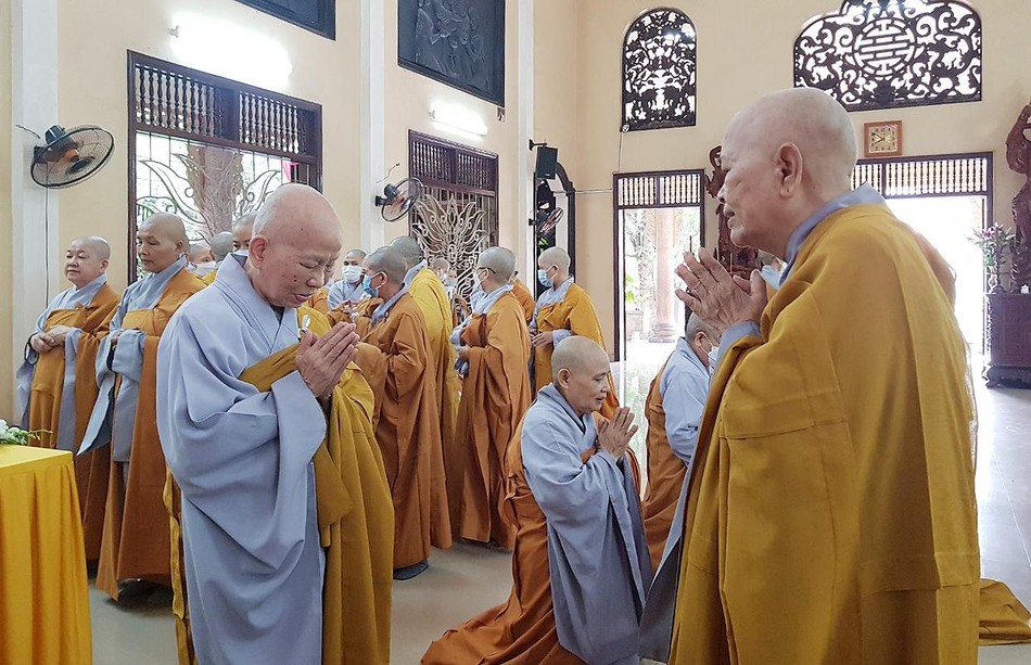 Nhị vị Ni trưởng đối thú an cư Nhị vị Ni trưởng đối thú an cư