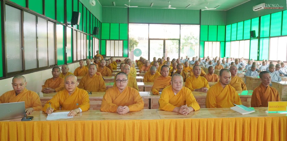 Chư tôn đức tham dự Chư tôn đức tham dự