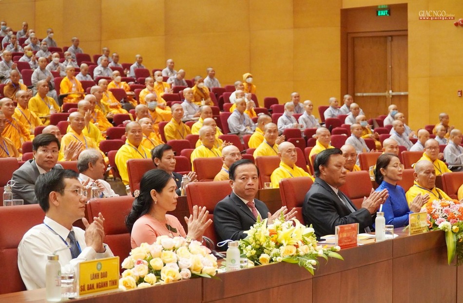 Đại biểu chính quyền