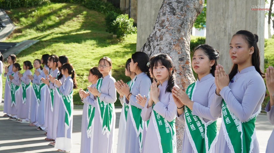 Gia đình Phật tử cung đón chư tôn đức dự đại hội