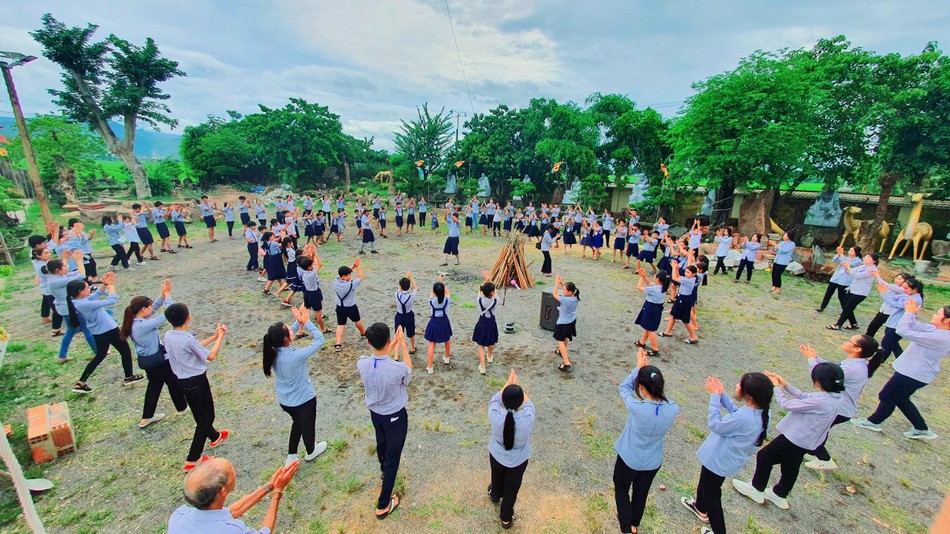 Sinh hoạt vòng tròn