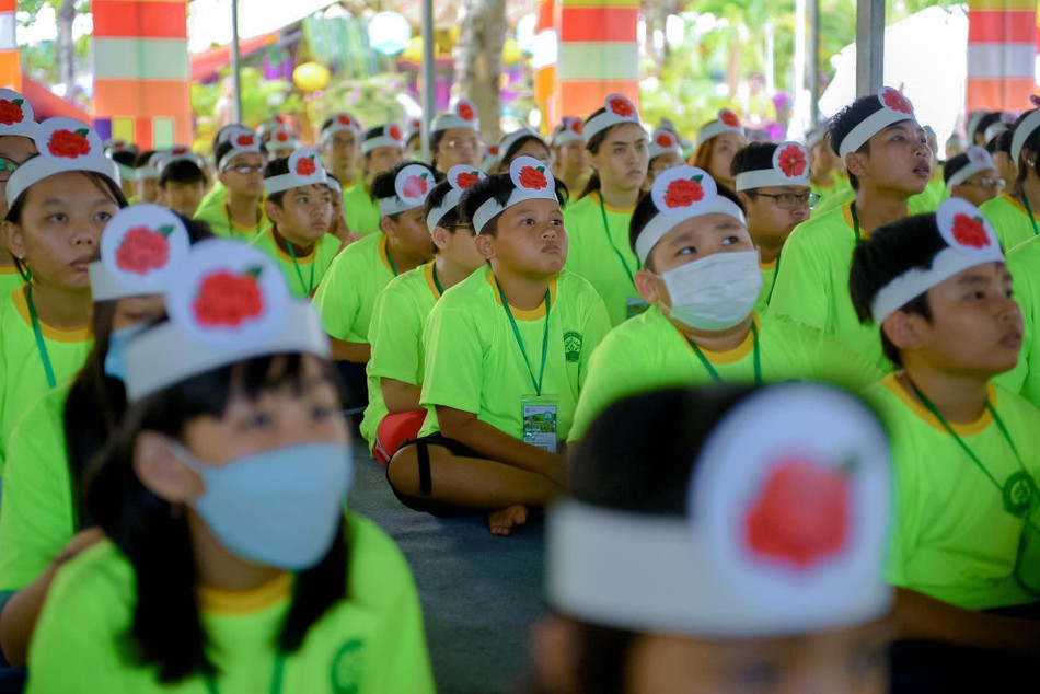 Bạn trẻ tham dự Bạn trẻ tham dự