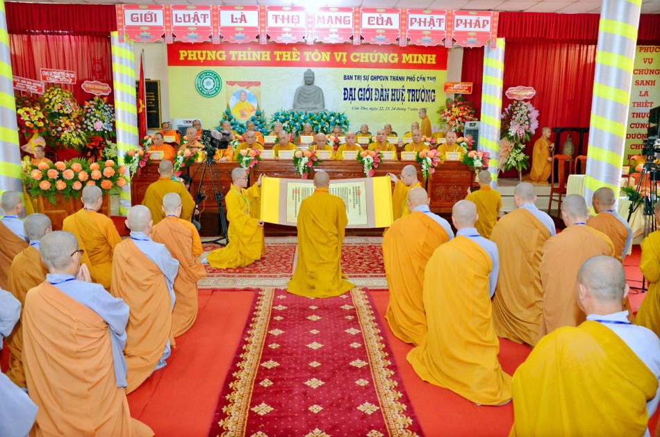 Cung an chức sự Hội đồng Thập sự Tăng