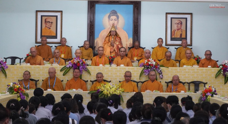 Hòa thượng Thích Như Tín ban đạo từ chứng minh Hòa thượng Thích Như Tín ban đạo từ chứng minh