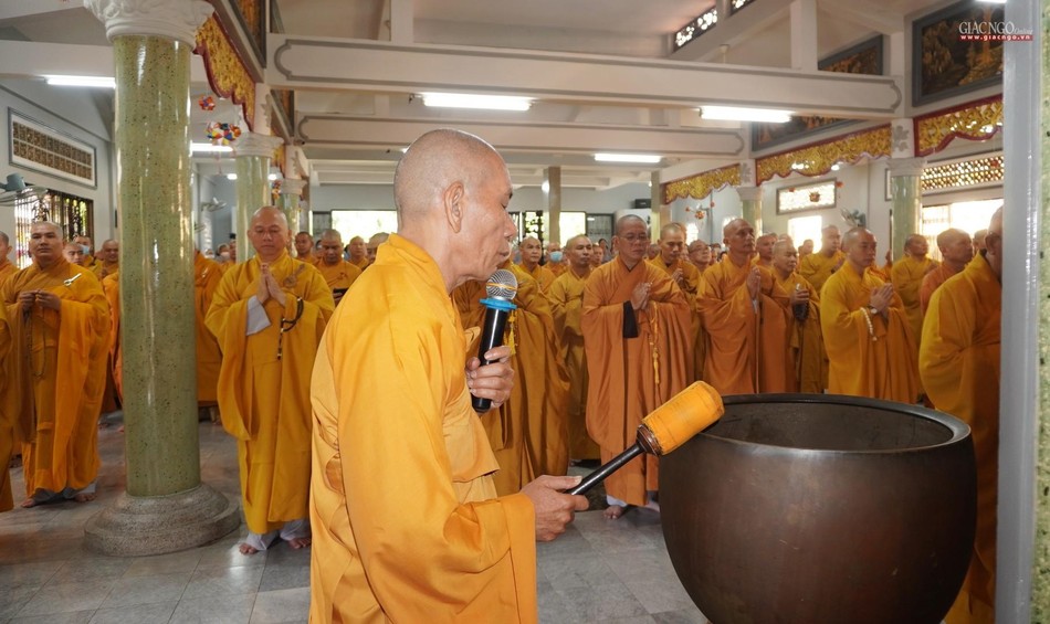 Chư tôn đức Phật giáo quận Gò Vấp trong thời khóa Tự tứ Chư tôn đức Phật giáo quận Gò Vấp trong thời khóa Tự tứ