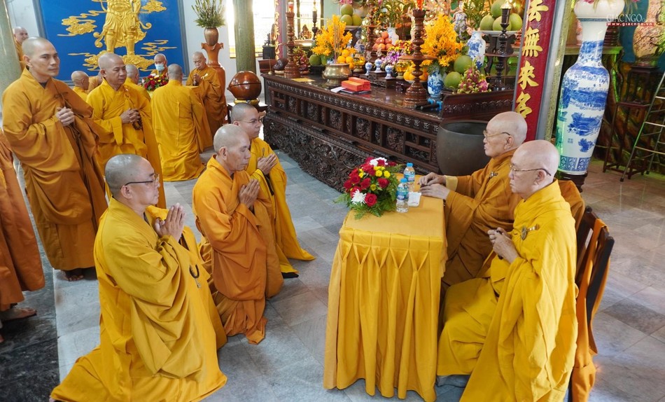 Chư hành giả tác bạch Tự tứ Chư hành giả tác bạch Tự tứ