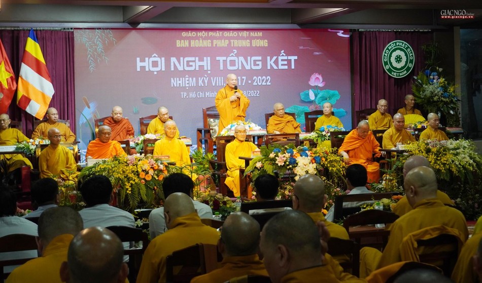 Hòa thượng Thích Thiện Nhơn ban đạo từ chứng minh Hòa thượng Thích Thiện Nhơn ban đạo từ chứng minh