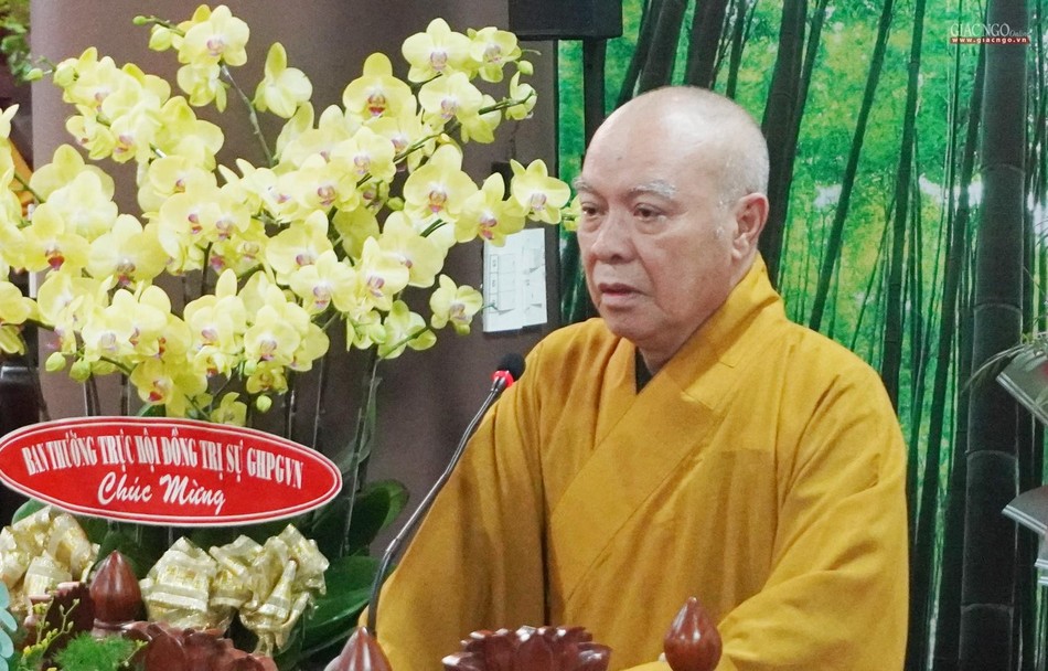 Hòa thượng Thích Nhật Hỷ thay mặt Ban Tổ chức cảm tạ Hòa thượng Thích Nhật Hỷ thay mặt Ban Tổ chức cảm tạ