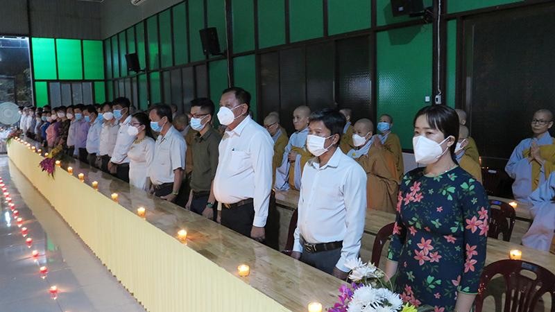 Đại diện chính quyền