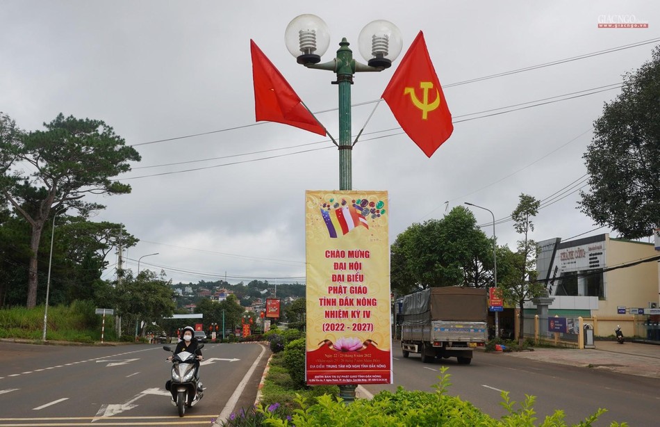 Pano trên đường 23/3