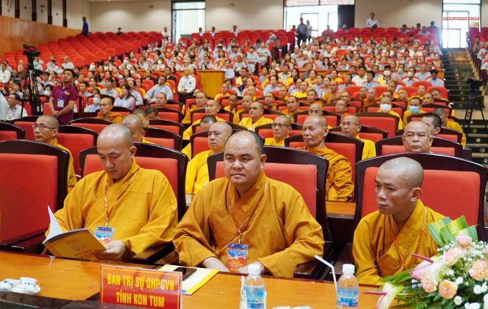 Chư tôn đức khách mời các tỉnh Chư tôn đức khách mời các tỉnh