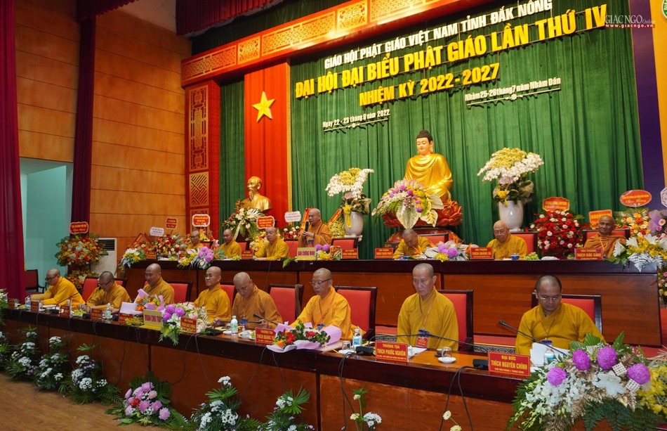 Chư tôn đức giáo phẩm Chư tôn đức giáo phẩm