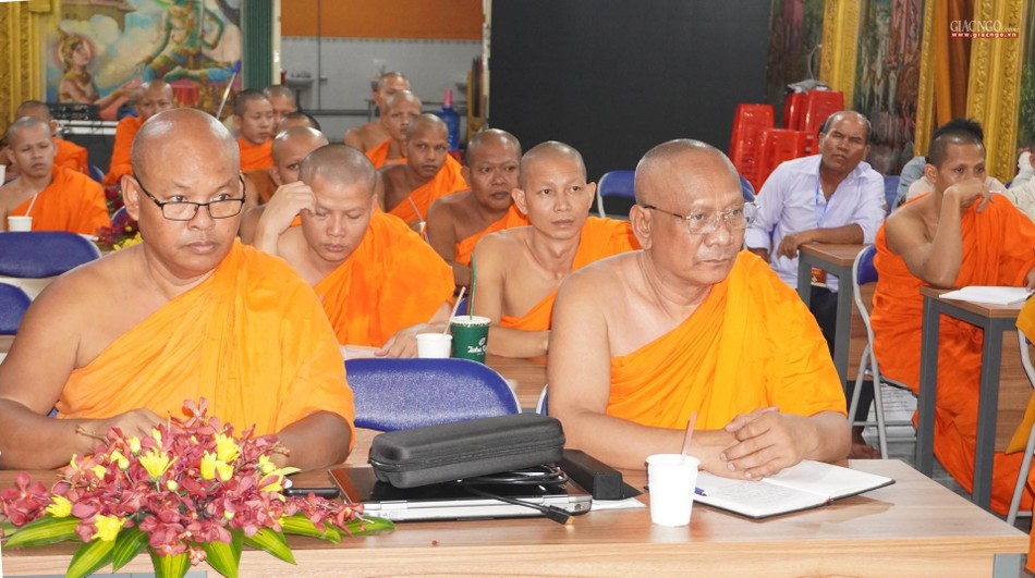 Chư tôn đức TP.HCM, các tỉnh miền Đông Nam bộ tham dự Chư tôn đức TP.HCM, các tỉnh miền Đông Nam bộ tham dự