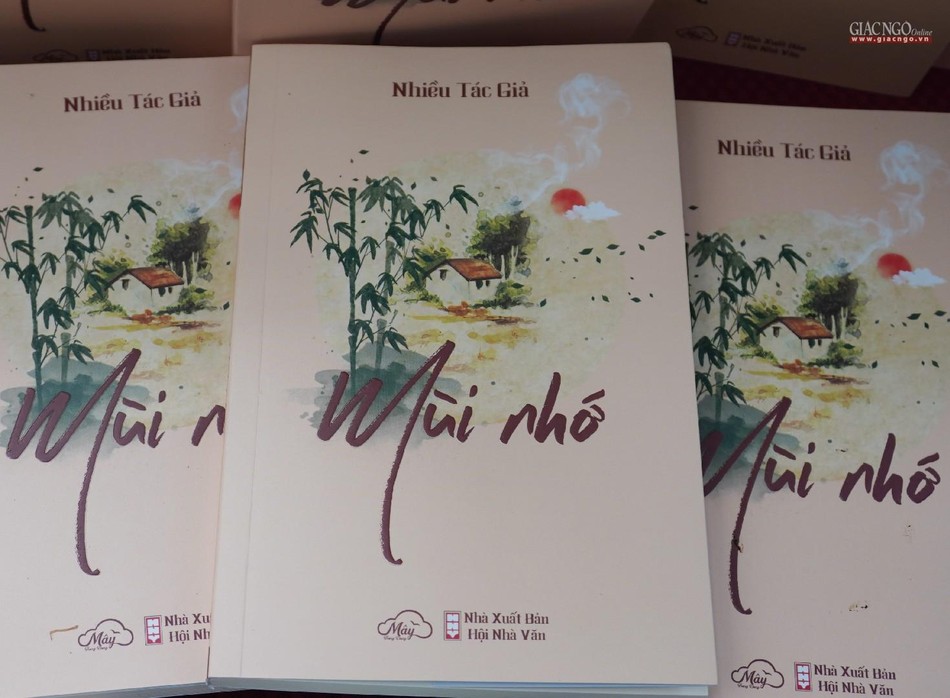 Sách Mùi nhớ, NXB Hội Nhà văn, Mây Thong dong tổ chức thực hiện Sách Mùi nhớ, NXB Hội Nhà văn, Mây Thong dong tổ chức thực hiện