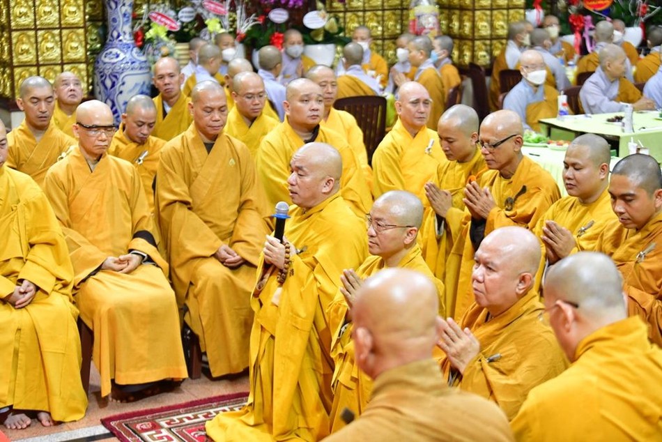 Thượng tọa Thích Nhật Thiện, Phó trụ trì chùa Giác Ngộ dâng lời cảm tạ Thượng tọa Thích Nhật Thiện, Phó trụ trì chùa Giác Ngộ dâng lời cảm tạ