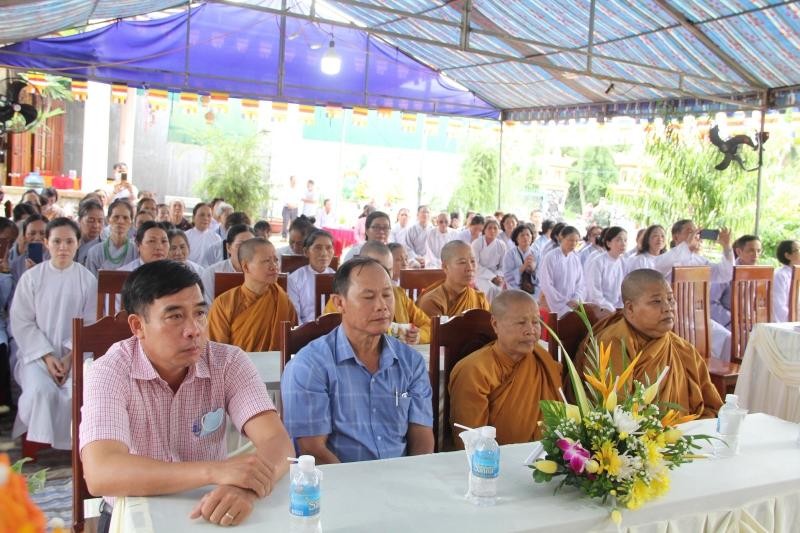 Chính quyền tham dự Chính quyền tham dự