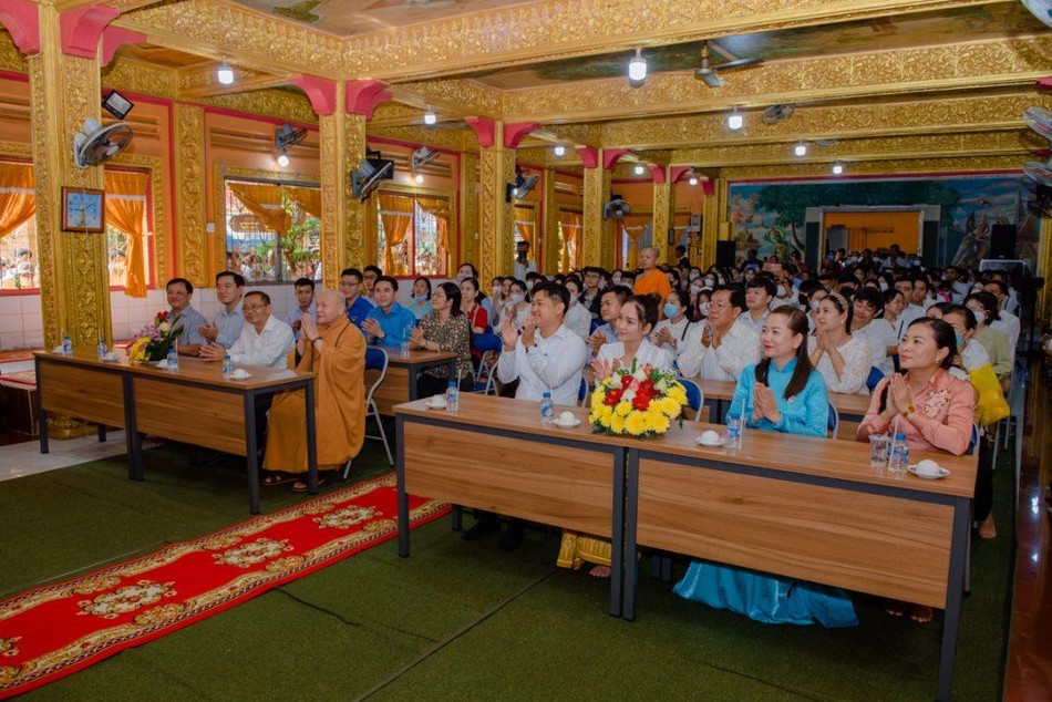 Đại biểu tham dự Đại biểu tham dự