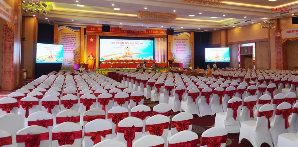 Có gần 600 đại biểu về tham dự