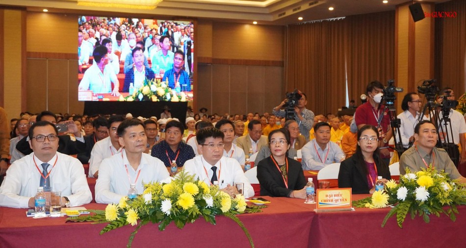 Đại biểu chính quyền