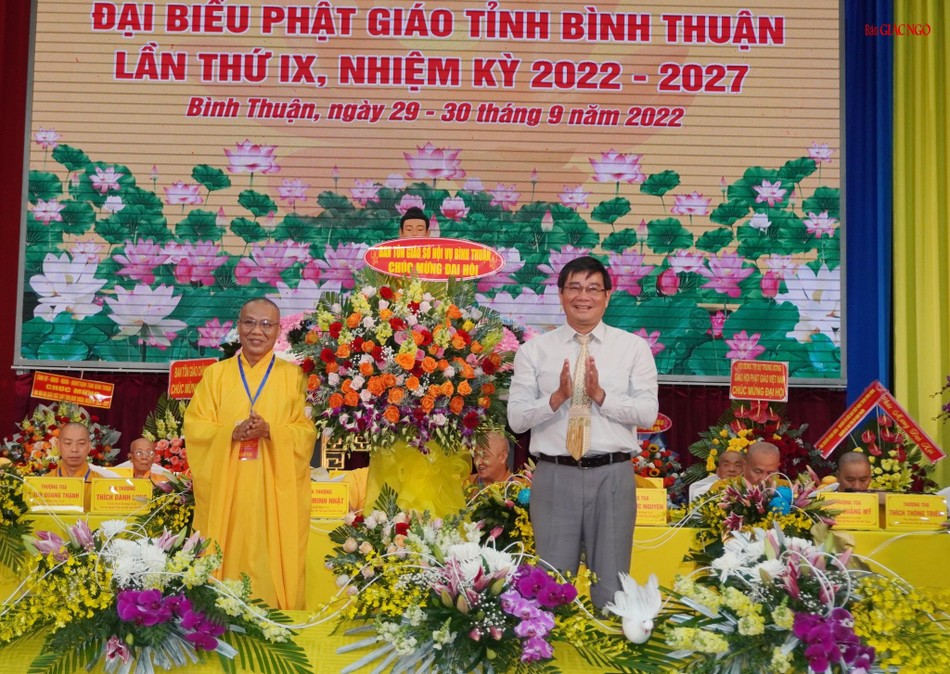 Ban Tôn giáo tỉnh chúc mừng