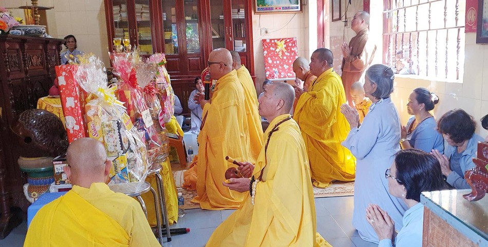 Khóa lễ cung tiến Giác linh - Ảnh: Truyền thông Phật giáo