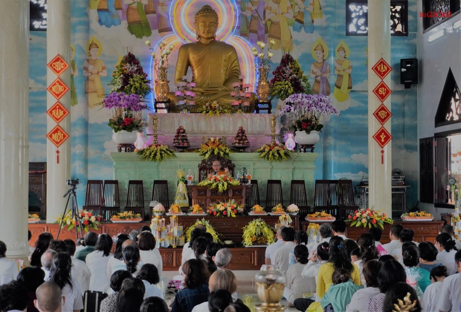 Hòa thượng Thích Minh Giác thuyết pháp Hòa thượng Thích Minh Giác thuyết pháp