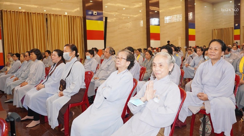 Tri ân từng lời pháp thầy hướng dẫn Tri ân từng lời pháp thầy hướng dẫn