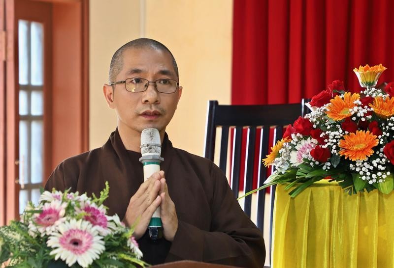 Đại đức Thích Nguyên Huấn, Trưởng ban Trị sự GHPGVN TP.Buôn Ma Thuột phát biểu khai mạc