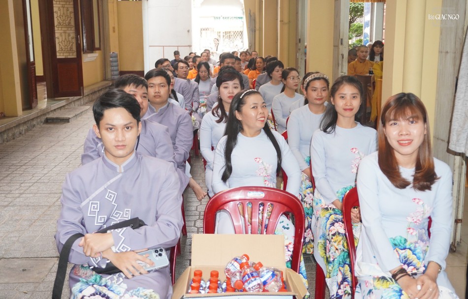 Phật tử tham dự Phật tử tham dự