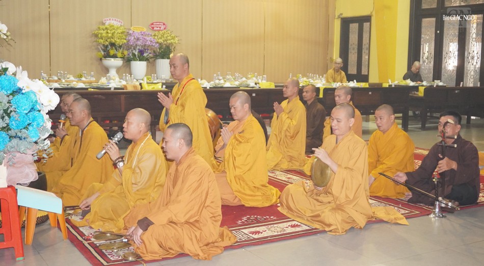 Khóa lễ cung tiến Giác linh tại Tổ dường Khóa lễ cung tiến Giác linh tại Tổ dường