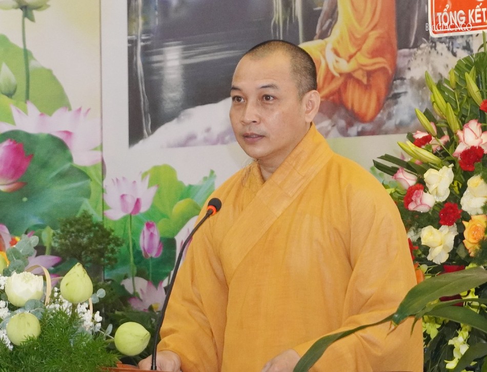 Đại đức Thích Quang Nghĩa báo cáo tổng kết Phật sự năm 2022 và thông qua phương hướng hoạt động Phật sự năm 2023 Đại đức Thích Quang Nghĩa báo cáo tổng kết Phật sự năm 2022 và thông qua phương hướng hoạt động Phật sự năm 2023