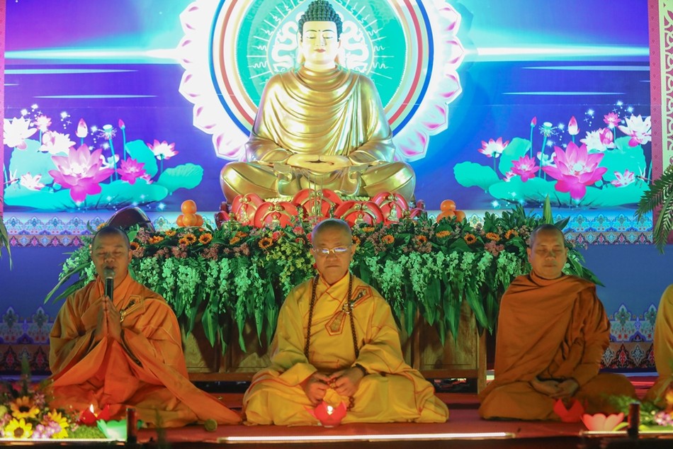 Chư tôn đức nói về ý nghĩa Phật Thành đạo Chư tôn đức nói về ý nghĩa Phật Thành đạo