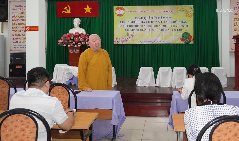 Hòa thượng Thích Duy Trấn thông tin về các tuyến đường mà Câu Lạc bộ Hành Trình Xanh chùa Liên Hoa sẽ quét dọn vào ngày 14 và 15-1 sắp tới Hòa thượng Thích Duy Trấn thông tin về các tuyến đường mà Câu Lạc bộ Hành Trình Xanh chùa Liên Hoa sẽ quét dọn vào ngày 14 và 15-1 sắp tới