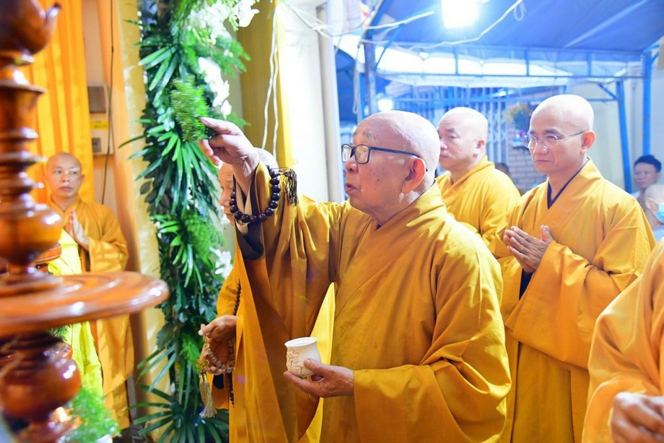 Lễ sái tịnh Lễ sái tịnh